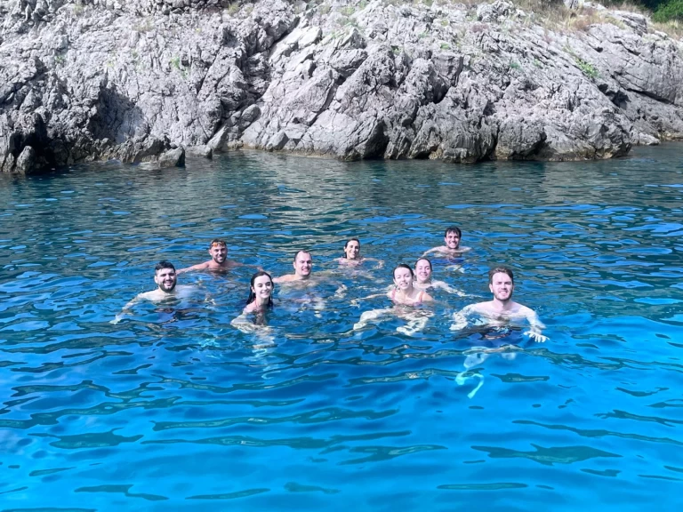 Alquiler de embarcaciones Navar 11 enBudva en Samboat