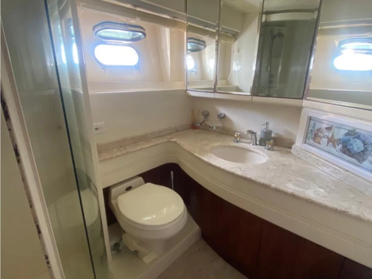 Alquiler de Azimut Azimut 70 en Cartagena