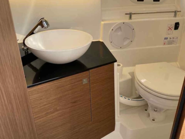 Lancha para alquilar Genova al mejor precio