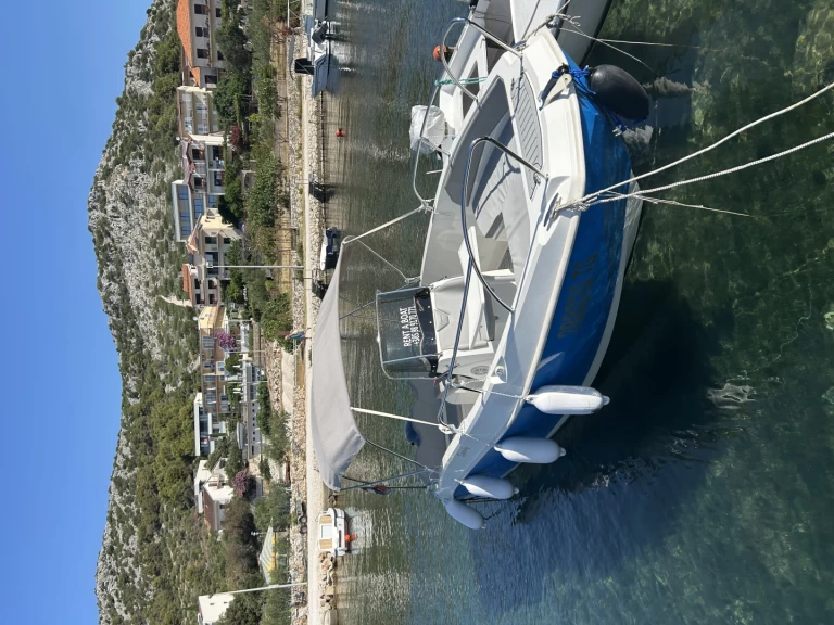 Cantiere Nautico Speedy Cayman 585 de alquiler a Trogir