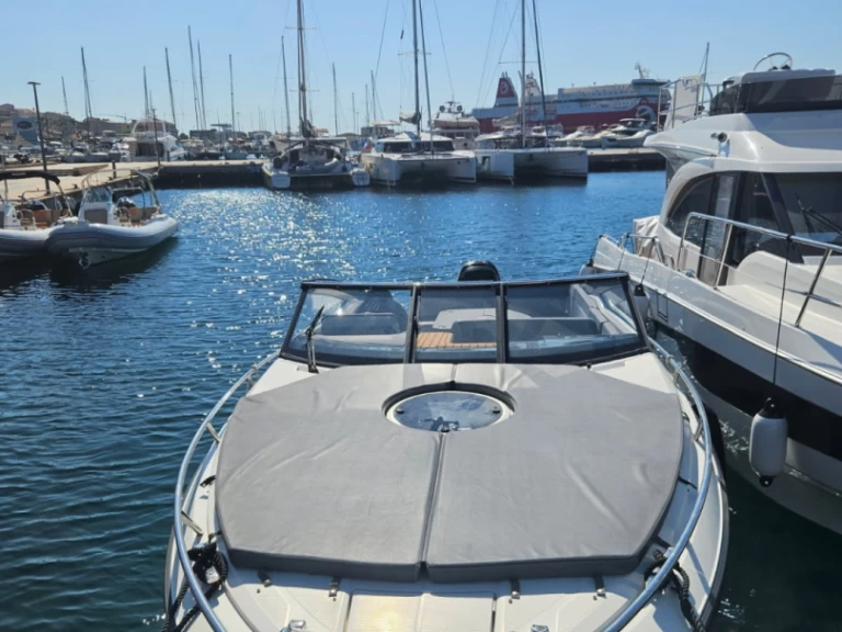 Alquiler de embarcaciones Parker PARKER 800 enPropriano en Samboat