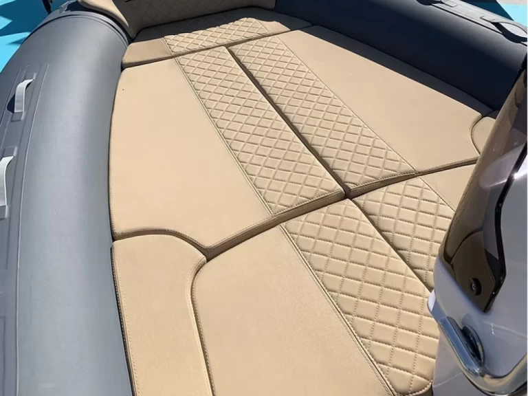 Alquiler Neumática Salpa con o sin  título de navegación