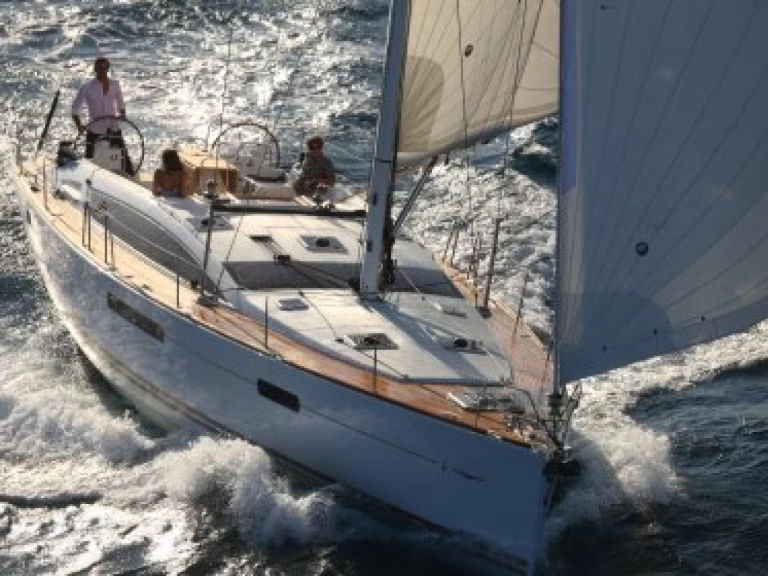 Alquiler Velero Jeanneau con o sin  título de navegación