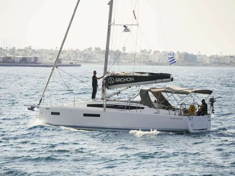 Jeanneau Sun Odyssey 380 de alquiler a Cos