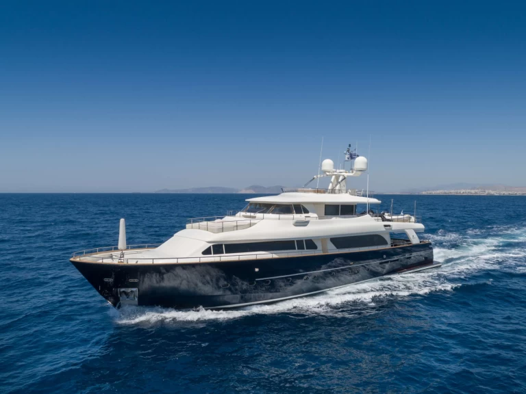 Alquiler de embarcaciones Custom Line HAG enAtenas en Samboat