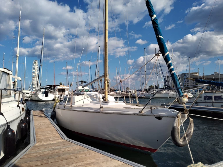 Jeanneau Sangria de alquiler a Le Barcarès