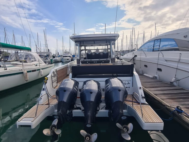 Jeanneau Cap Camarat 12.50 de alquiler a Les Sables-d'Olonne