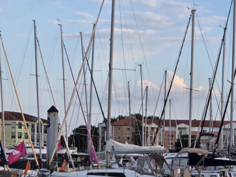 Alquiler Velero Bénéteau con o sin  título de navegación