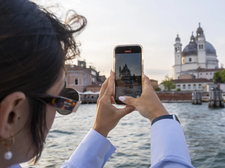 Alquiler Lancha Brube con o sin  título de navegación