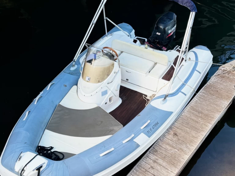 Alquiler de embarcaciones Joker Boat Wide 520 enHyères en Samboat