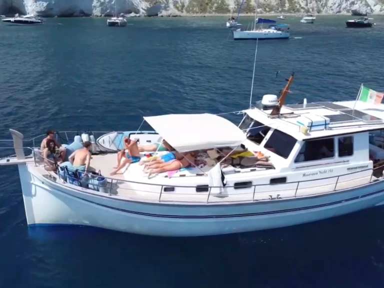 Alquiler de barcos Ponza barato de Menorquin 150