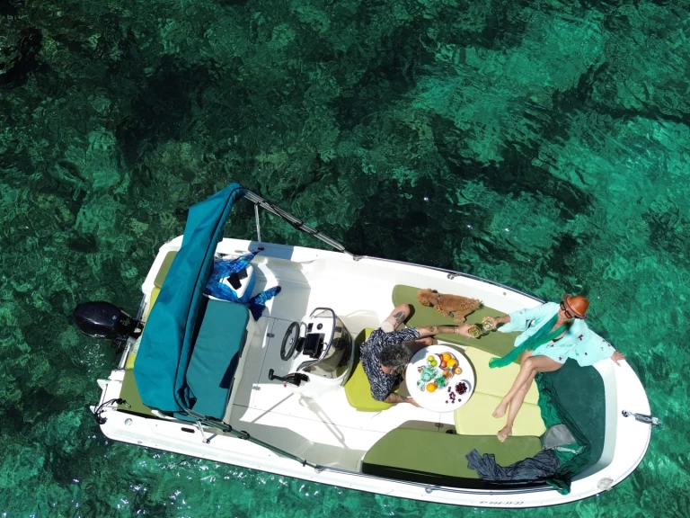 Alquiler de barcos Sant Antoni de Portmany barato de 495