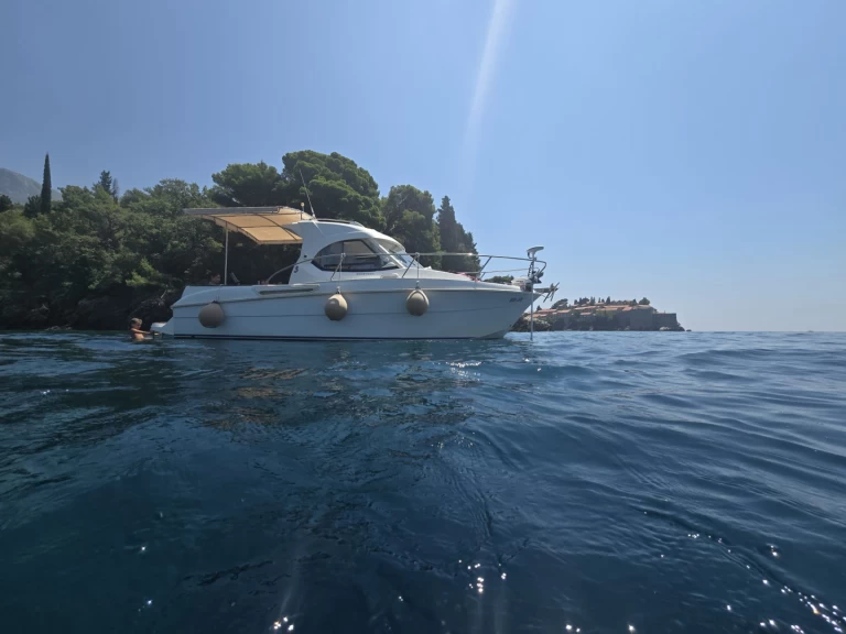 Alquiler de barcos Bar barato de Antares 7