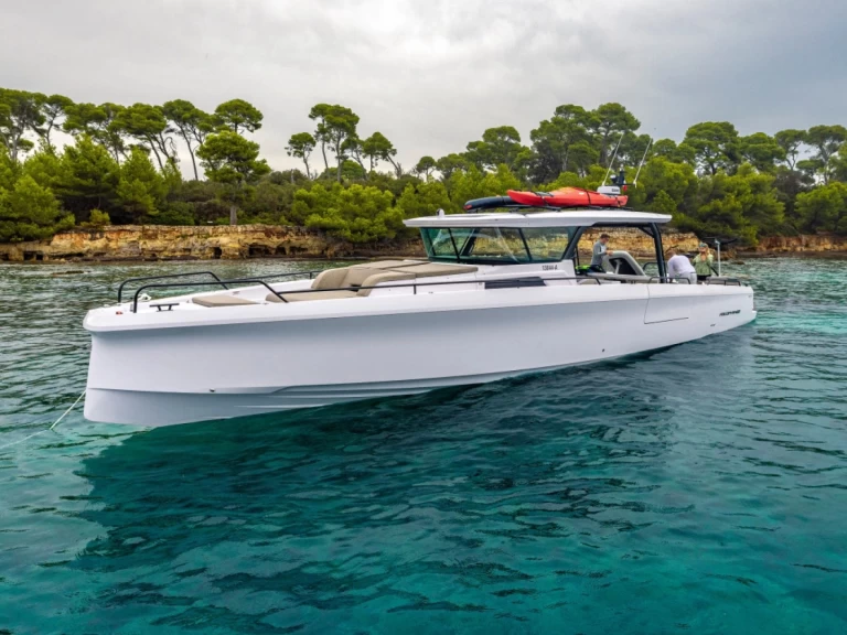 Alquiler de Axopar Axopar 45 Cross Top en Seget Donji