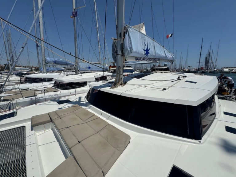 Alquiler de Fountaine Pajot Astrea 42 en Palma de Mallorca