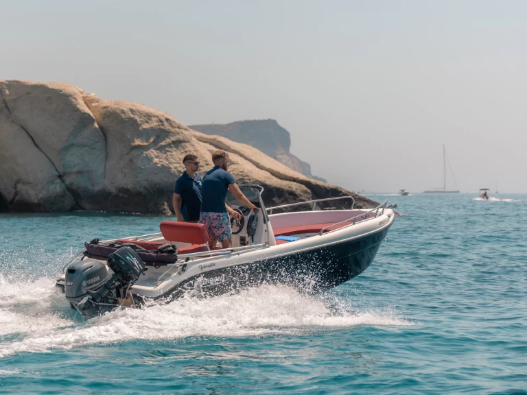 Lancha para alquilar Agía Kiriakí al mejor precio