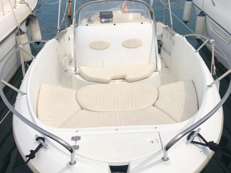 Alquiler Lancha Ranieri con o sin  título de navegación