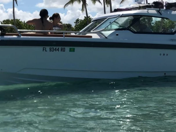 Alquiler Yate de lujo Axopar con o sin  título de navegación