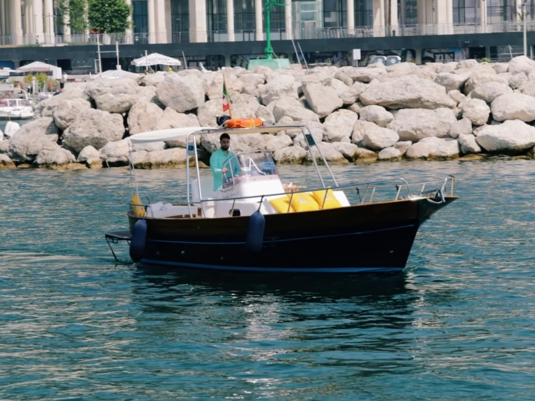 Alquiler de barcos Salerno barato de Sorrento 7,50 open cruise