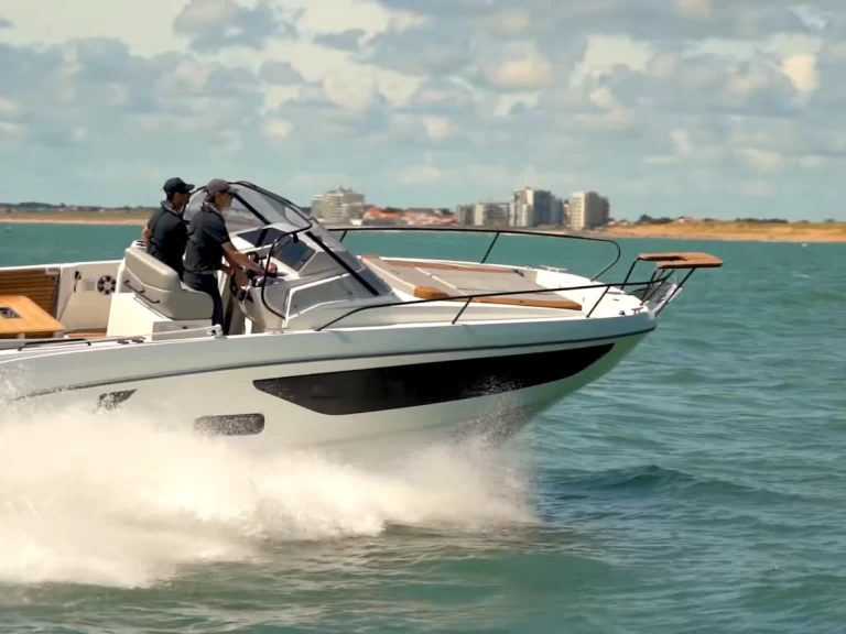 Alquiler de Bénéteau FLYER 9 SUNdeck en Santa Eulària des Riu