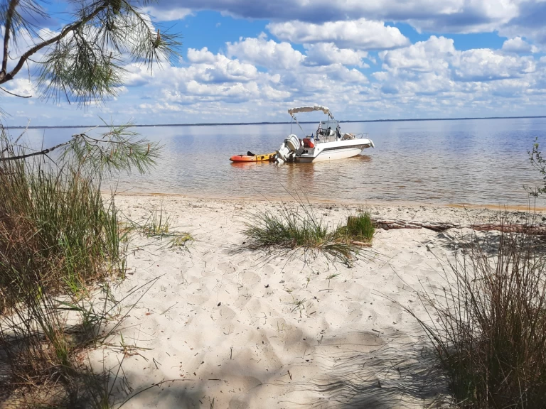 Kelt Fishlander 530 de alquiler a Carcans