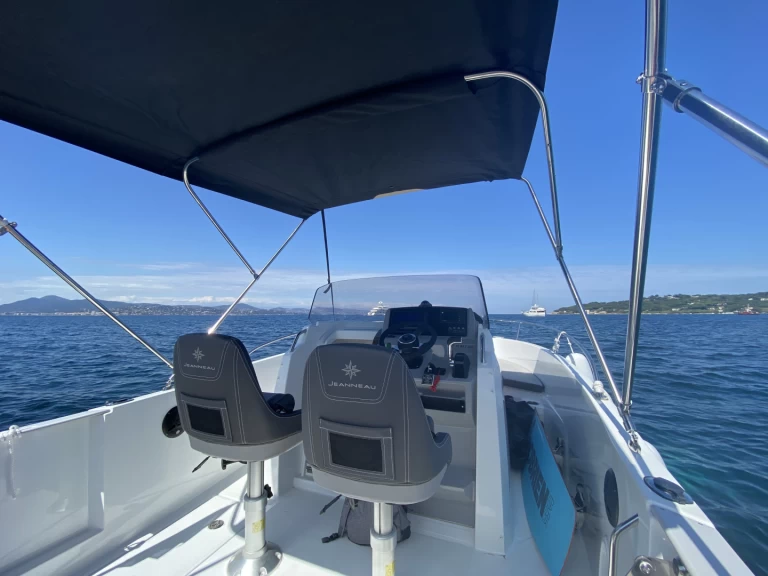 Lancha para alquilar Saint-Aygulf al mejor precio