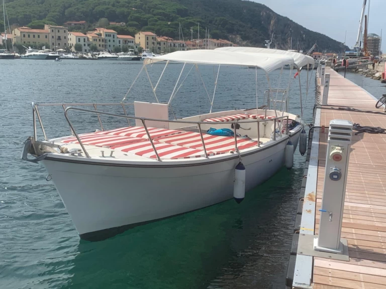 Alquiler de Cantiere Gennaro Gatto Gozzo en Portoferraio