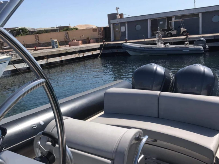 Sea Water Sea Water Phantom 300 de alquiler a Bonifacio