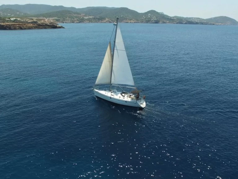 ENG Oceanis 383 de alquiler a Ibiza (Ciudad)