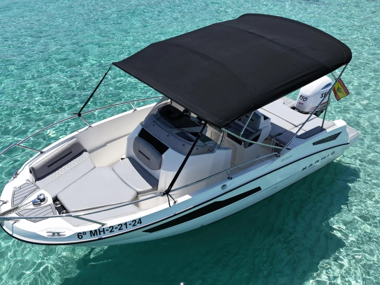 Alquiler de embarcaciones Karnic 601SL enIbiza (Ciudad) en Samboat