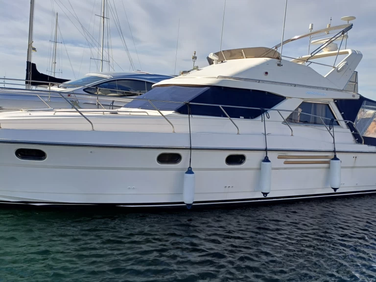 Alquiler de Princess Princess 398 en Mar de Cristal