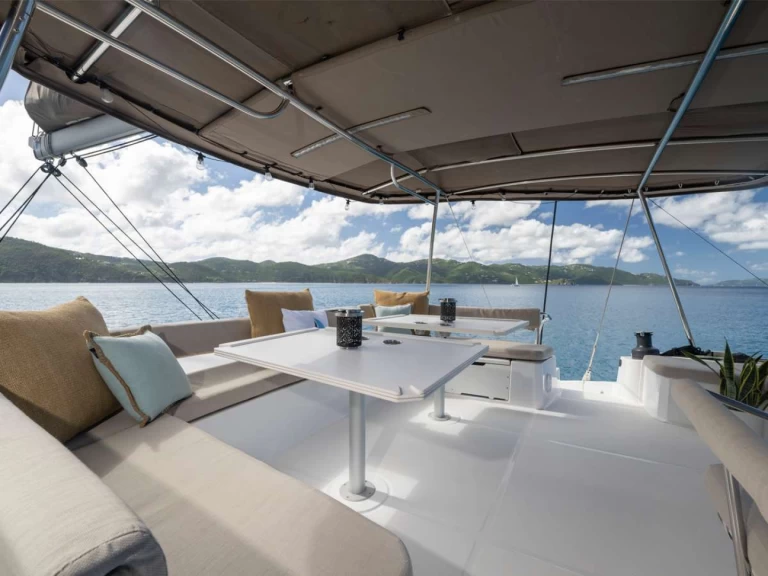 Alquiler de Bali ELYSIAN en Islas Vírgenes Británicas