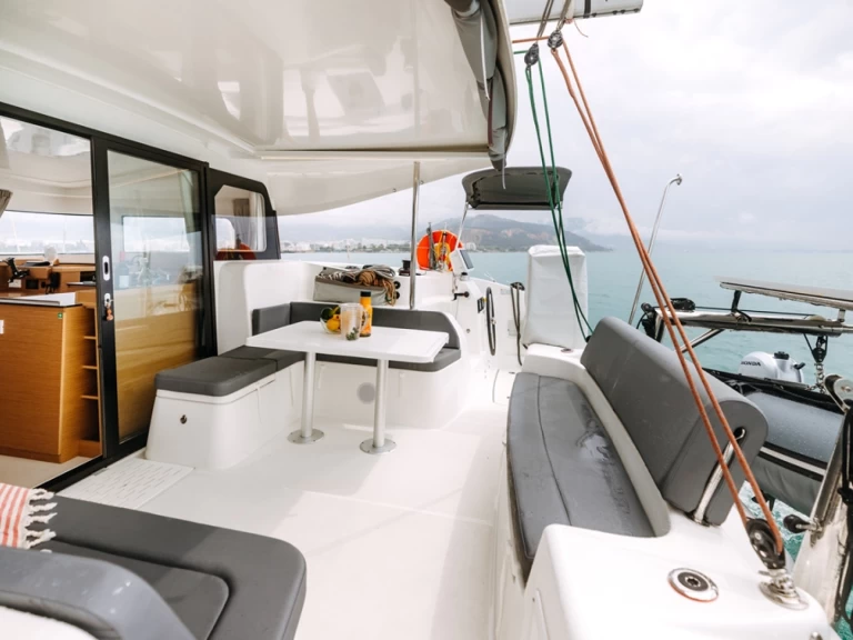 Catamarán para alquilar Deme of Volos al mejor precio