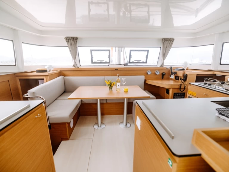 Excess Excess 11 de alquiler a Deme of Volos