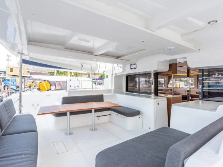 Lagoon Lagoon 46 de alquiler a Parish of Saint George