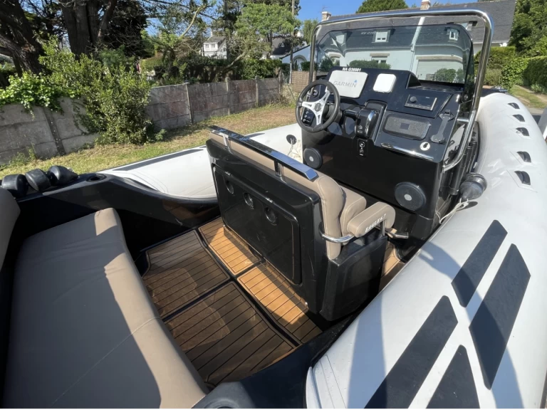 Alquiler de embarcaciones Brig Eagle 6.7 enQuiberon en Samboat