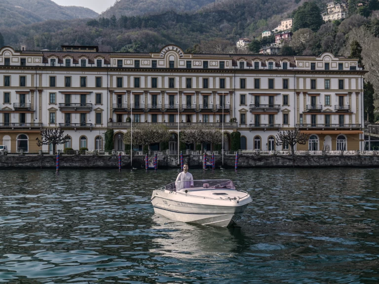Alquiler Lancha Airon con o sin  título de navegación