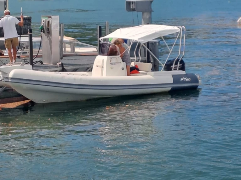 Panamera PY60 de alquiler a Como (Ciudad)