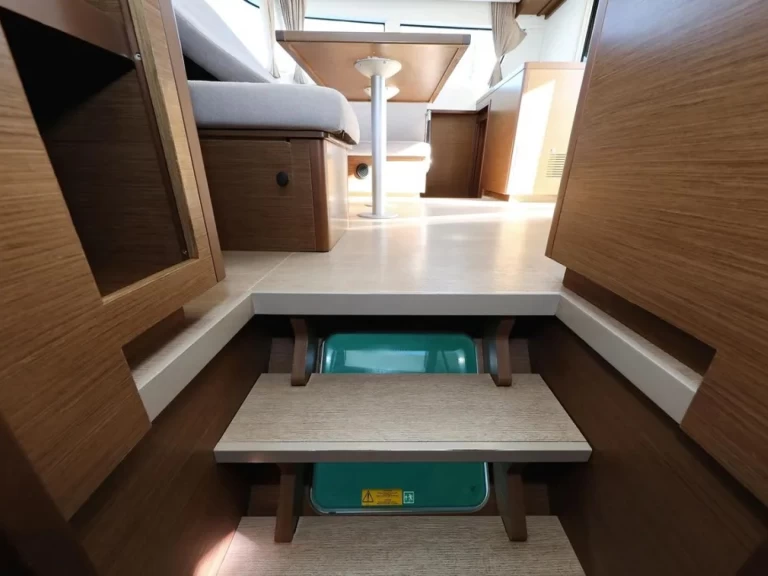 Alquiler Catamarán Lagoon con o sin  título de navegación