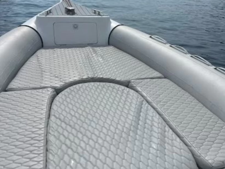Alquiler de barcos Mandelieu-la-Napoule barato de X-Cellence 730