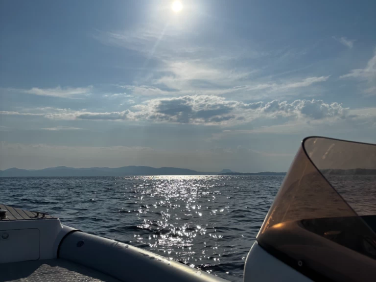 Alquiler Neumática en Mandelieu-la-Napoule - Arimar X-Cellence 730