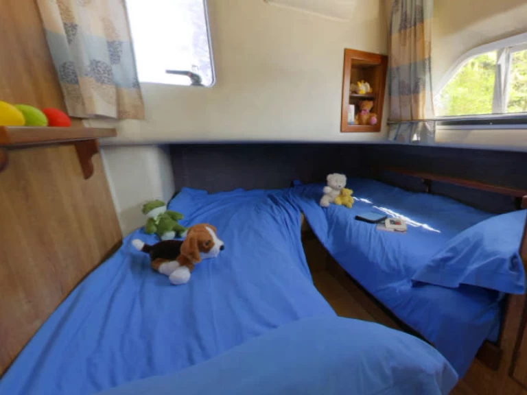 Alquiler de embarcaciones Le Boat Royal Classique enFontenoy-le-Château en Samboat