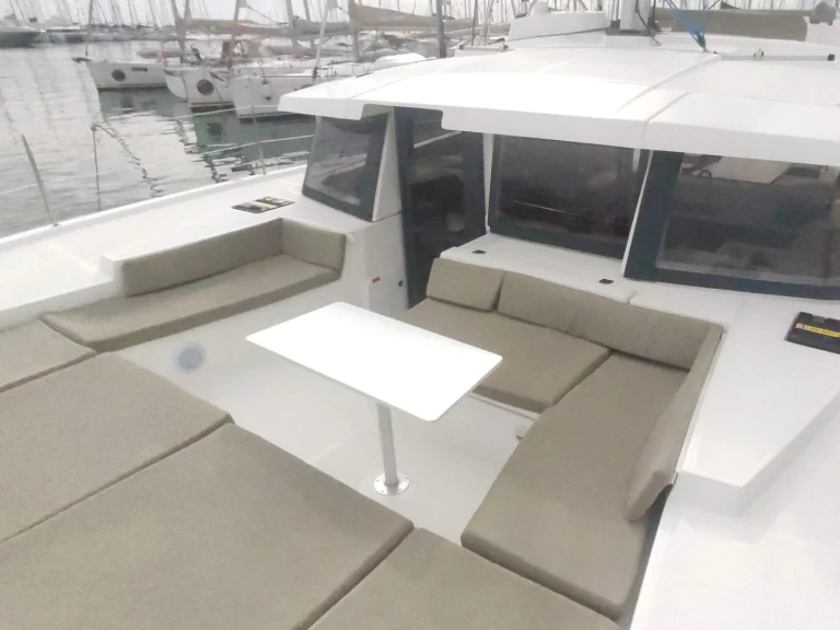 Alquiler Catamarán en Álimos - Bali Bali 4.2