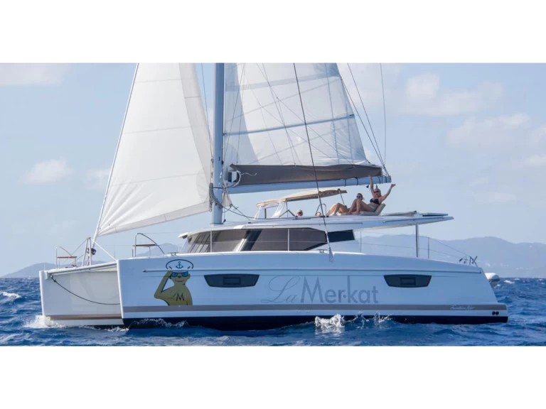 Alquiler Catamarán Fountaine Pajot con o sin  título de navegación