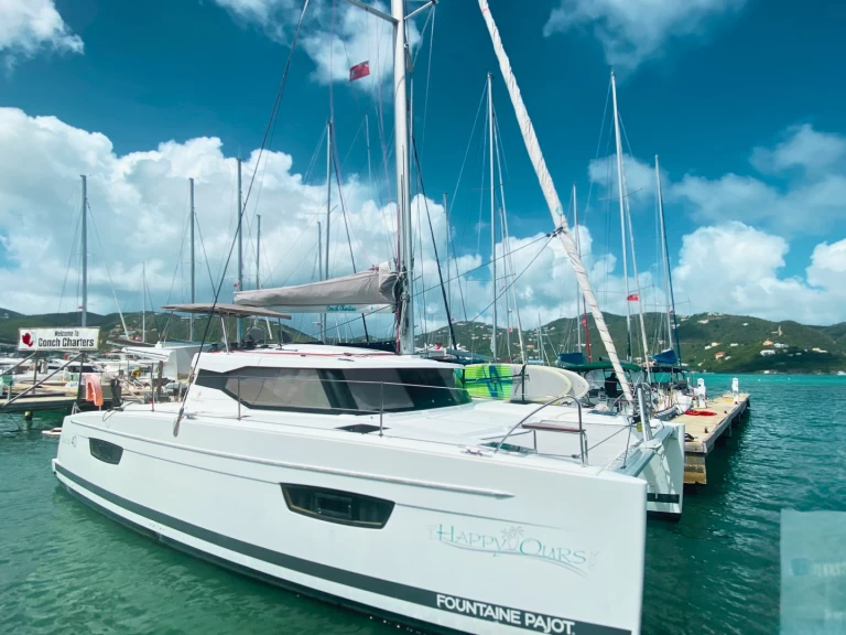 Alquiler de Fountaine Pajot Lucia 40 en Road Town