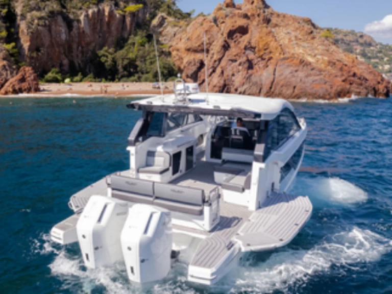Alquiler de Galeon 375 en Ayia Napa