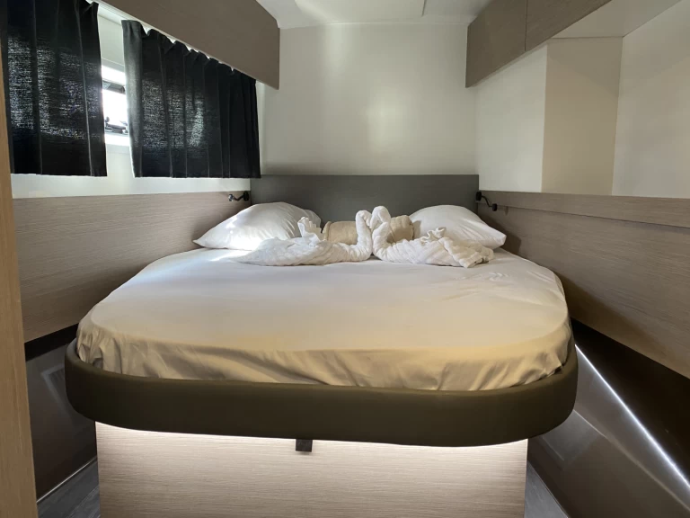 Alquiler Catamarán Fountaine Pajot con o sin  título de navegación