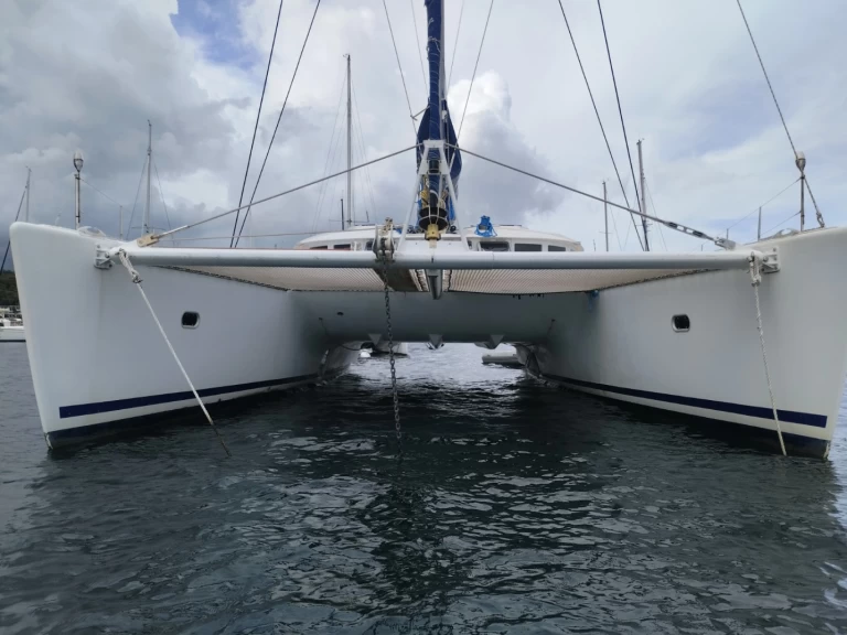 Alquiler Lancha Lagoon con o sin  título de navegación