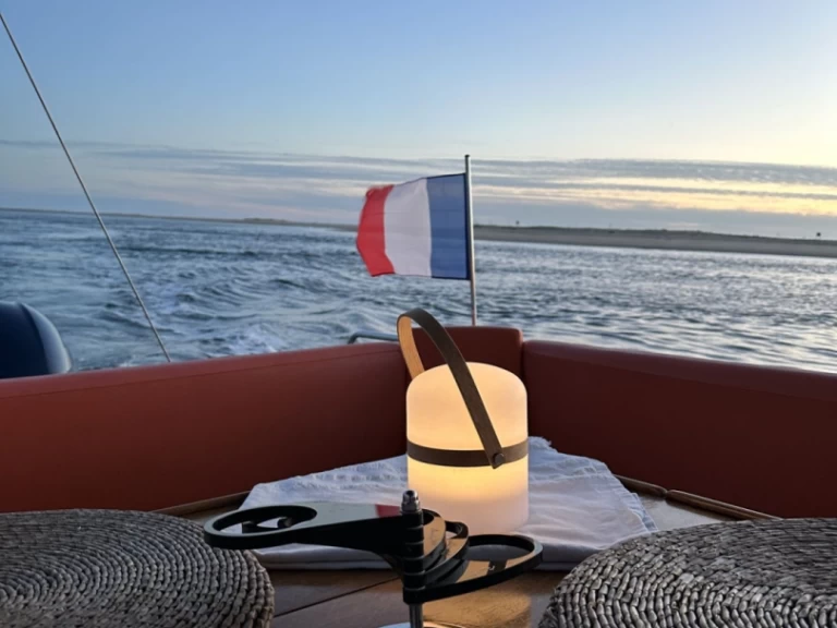 Beacher Beacher V10 Croisière de alquiler a Arcachon