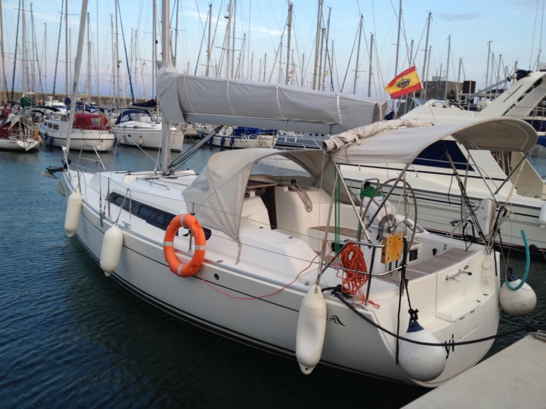 Alquiler Barcelona - Hanse Hanse 320 en SamBoat